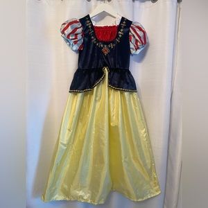 Little Adventures Snow White Deluxe